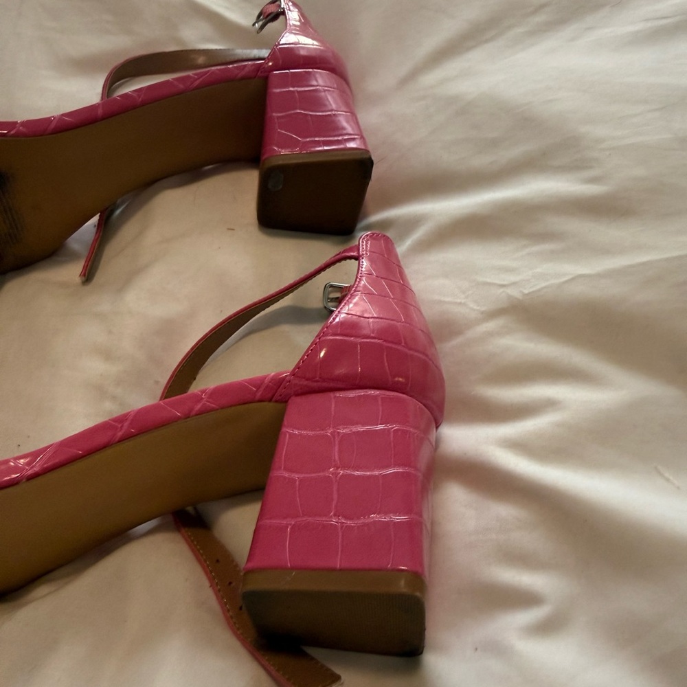 Abound Pink Croc-Embossed Heels